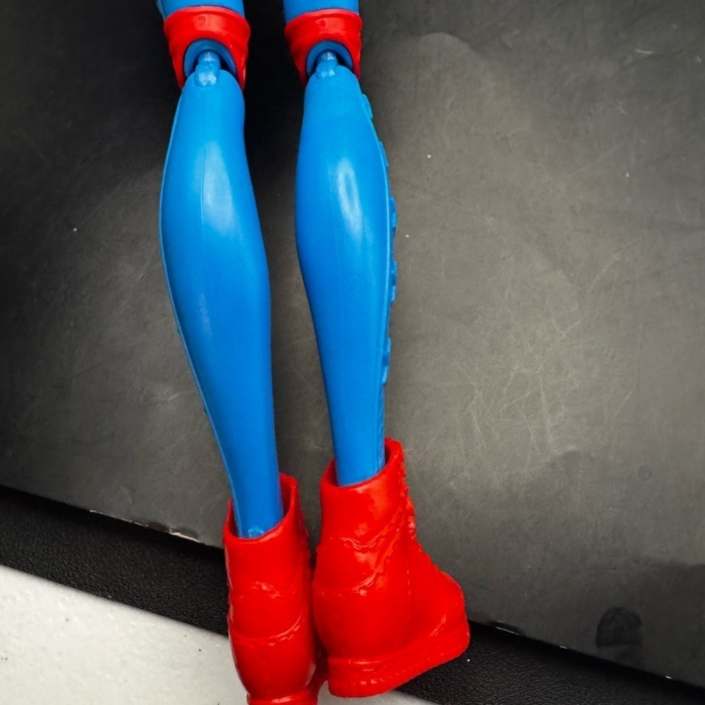 Mattel DC Super Hero Girls 12" Training Action Wonder Woman Doll Blue Red Outfit - Picture 8 of 9